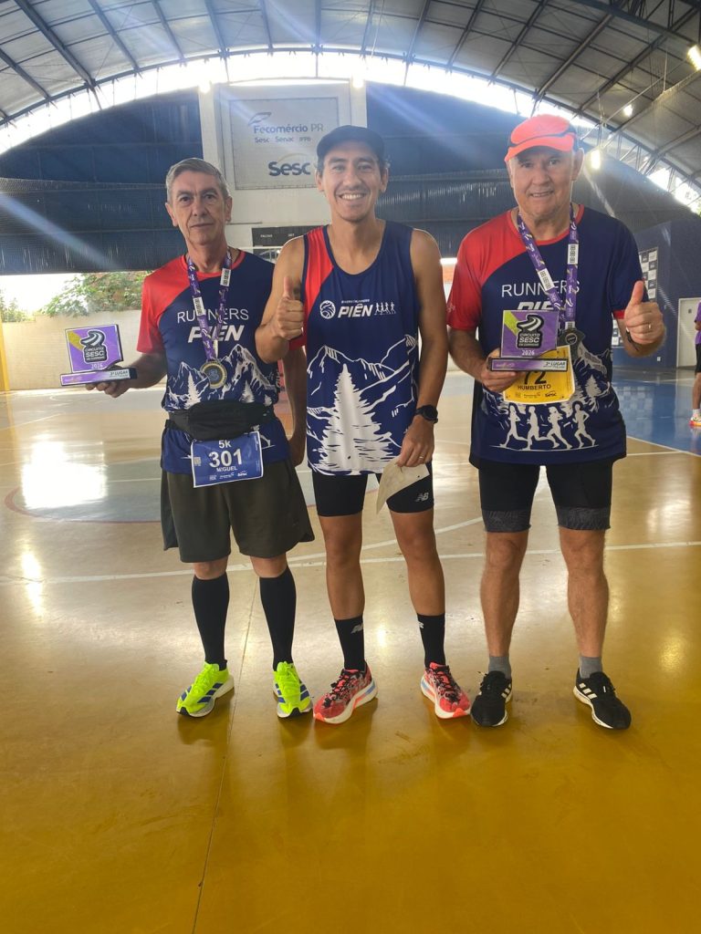 Trio pienense participou de corrida em Rio Negro. Foto: Divulgação