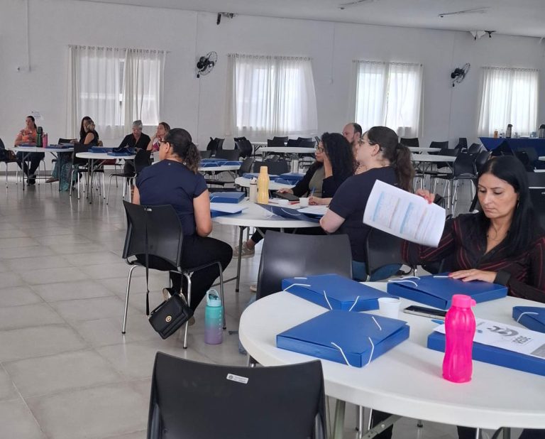 Profissionais da saúde participaram da capacitação. Foto: Assessoria de Imprensa/Prefeitura de Contenda