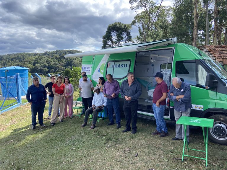 Autoridades presentes na inauguração.Foto: Assessoria de Imprensa/Prefeitura de Tijucas do Sul