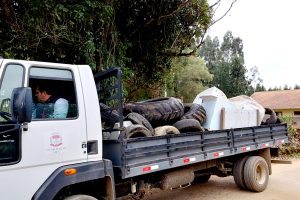 Etapa recolheu cerca de 2 toneladas de resíduos volumosos. Foto: Assessoria de Imprensa/Prefeitura de Piên