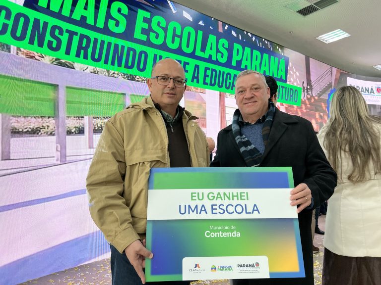 Representando o município, participaram do evento o prefeito e o vice. Foto: Assessoria de Imprensa/Prefeitura de Contenda