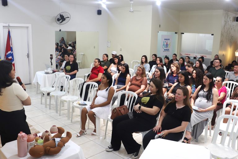 Encontro reuniu gestantes, mães e profissionais. Foto: Assessoria de Imprensa/Prefeitura de Piên