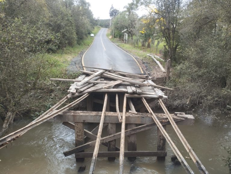 Ponte está interditada para reforma. Foto: Assessoria de Imprensa/Prefeitura de Rio Negro