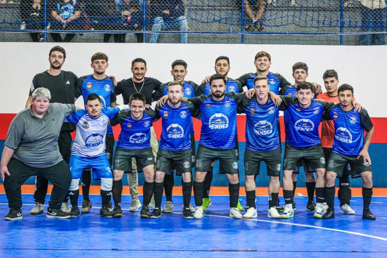 Equipe do Villalva disputa o municipal de futsal. Foto: Ky_fotografiaofc