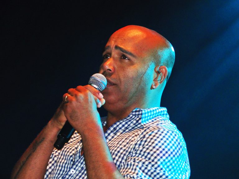 Cantor Rick durante show realizado em Piên em 2011. Foto: Arquivo/O Regional