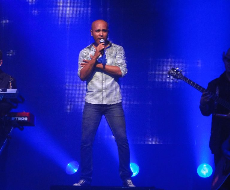 Cantor Rick durante show realizado na cidade de Piên. Foto: Arquivo/O Regional