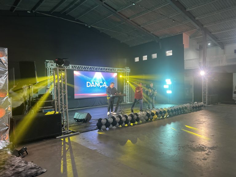 Primeira noite do Festival de Danças foi realizada em Piên. Foto: Assessoria de Imprensa/Prefeitura de Piên