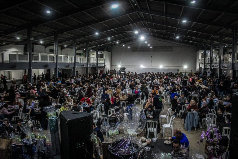 Sopa Solidária reuniu expressivo público em Piên. Foto: Assessoria de Imprensa/Prefeitura de Piên