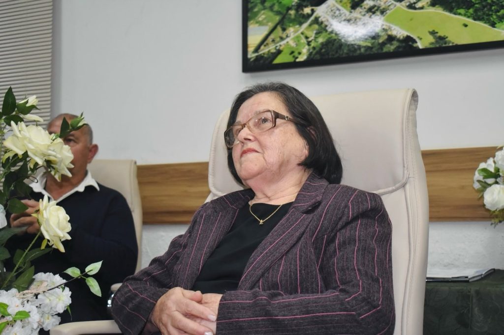 Ema recebeu reconhecimento de Mãe Tenentiana. Foto: Câmara de Campo do Tenente