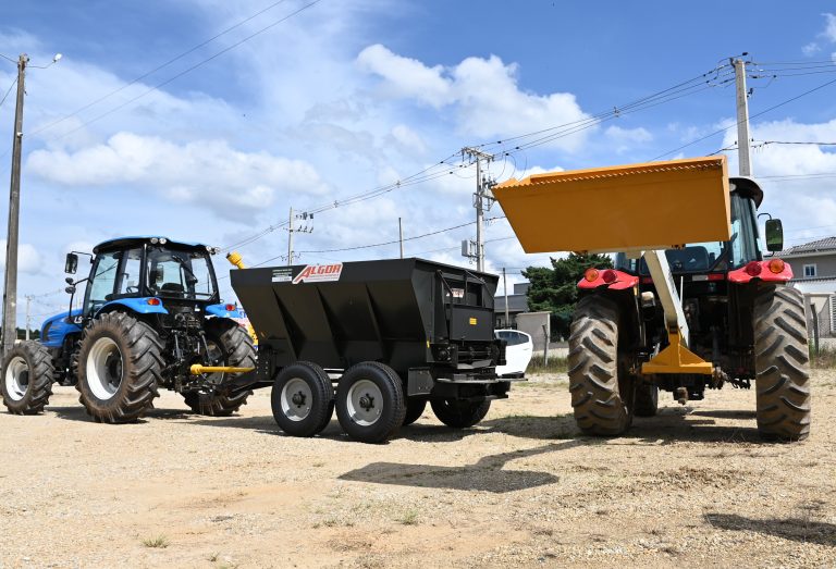 Implementos foram entregues para reforçar trabalhos da Apas. Foto: Assessoria de Imprensa/Prefeitura de Contenda