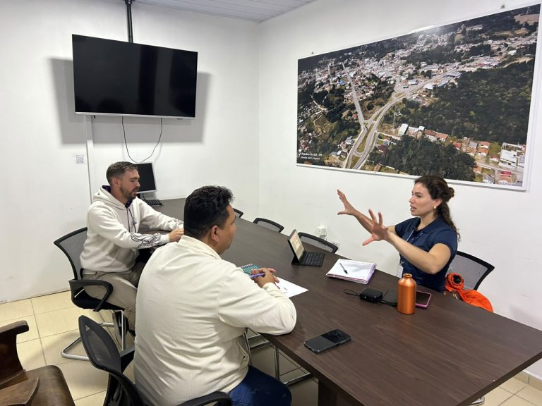 Reunião abordou assuntos relacionados à Defesa Civil. Foto: Assessoria de Imprensa/Prefeitura de Agudos do Sul